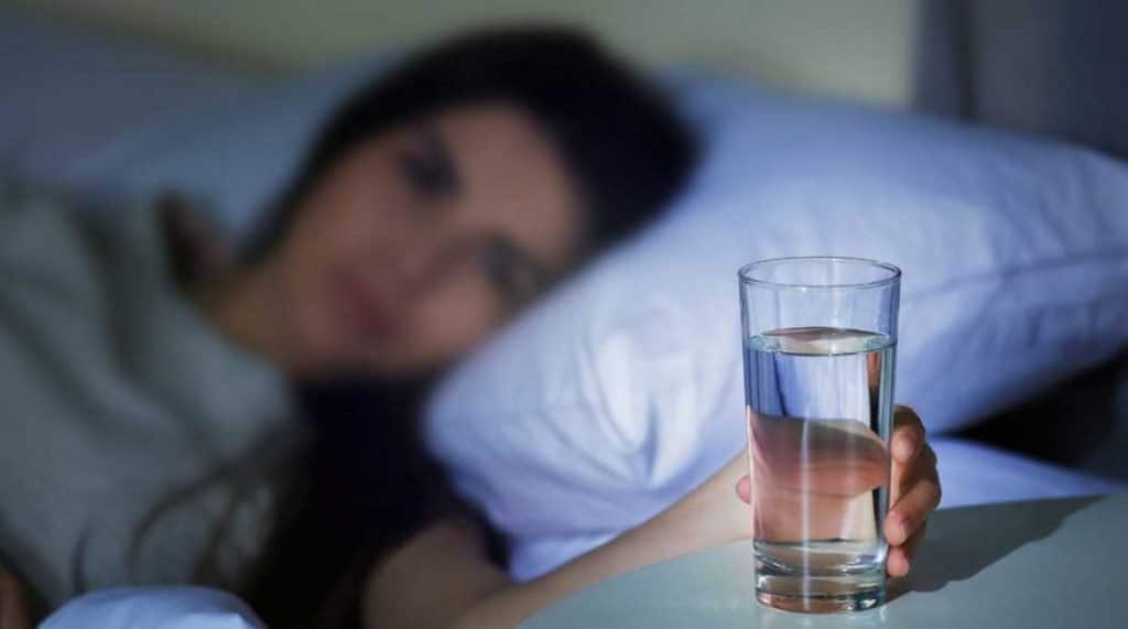 Dry Mouth at Night: Common Causes and Effective Solutions