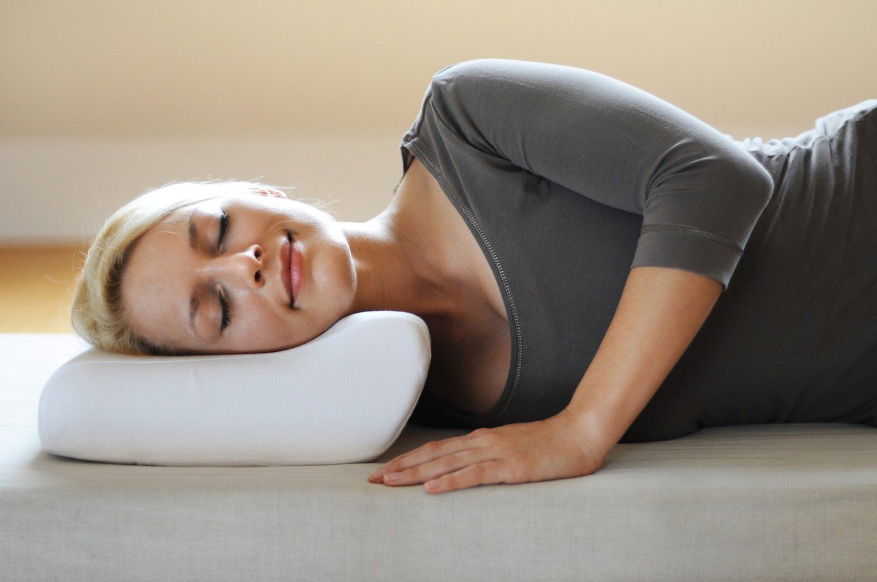 9 Best Orthopedic Pillows Reviewed in Detail (Fall 2023)