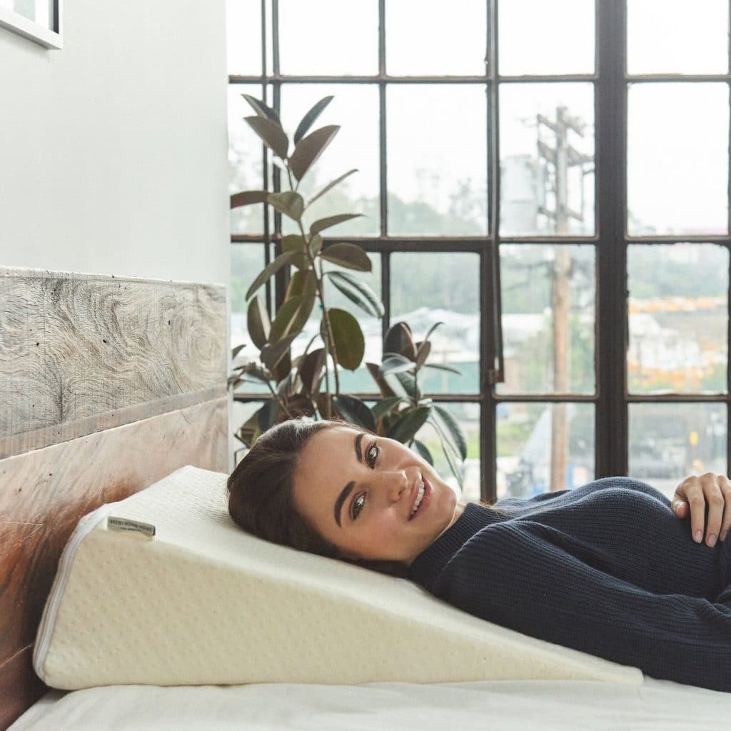 6 Best Pillows for Sleep Apnea - Breathe Easy and Sleep Well! (Summer 2022)