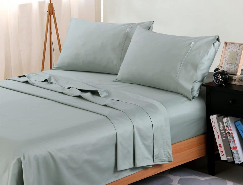 5 Best Egyptian Cotton Sheet Sets for an Indescribable Sleeping Experience