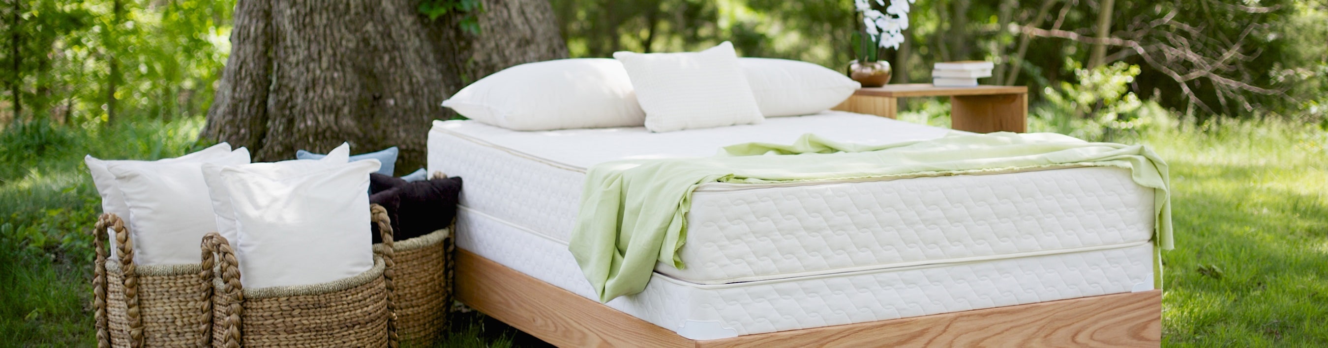 9 Best Organic Mattresses Reviewed in Detail (Summer 2022)