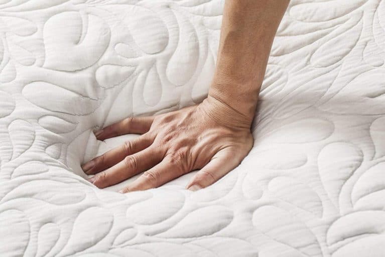5 Best 8-Inch Mattresses Reviewed in Detail (Winter 2026)
