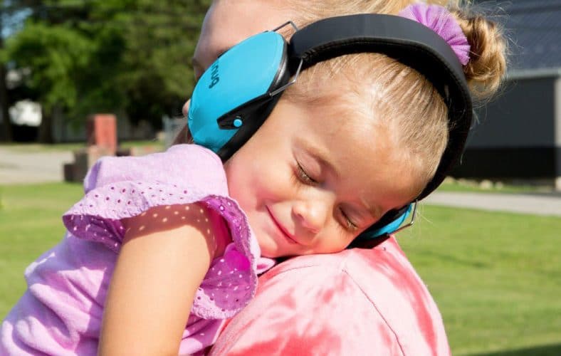 6 Best Ear Muffs for Sleeping Reviewed in Detail (Summer 2024)