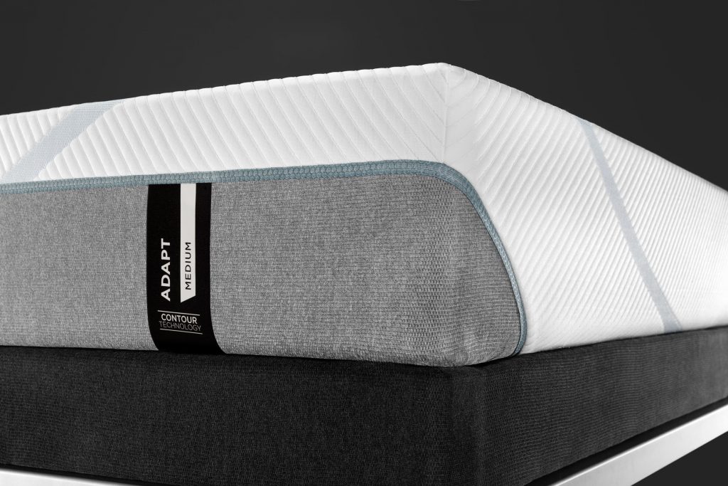 Tempur-Pedic vs Helix: Detailed Mattress Comparison