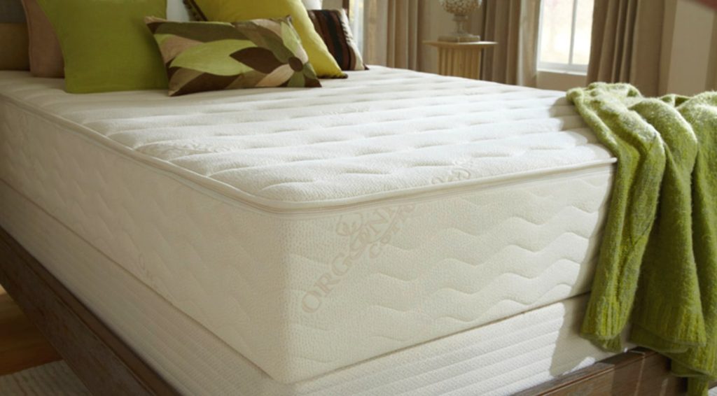 9 Best Organic Mattresses – Make Your Bed Eco-friendly!