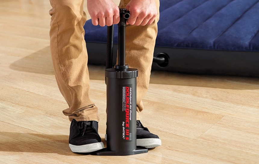 6 Best Air Mattress Pumps - Make It Fast And Easy