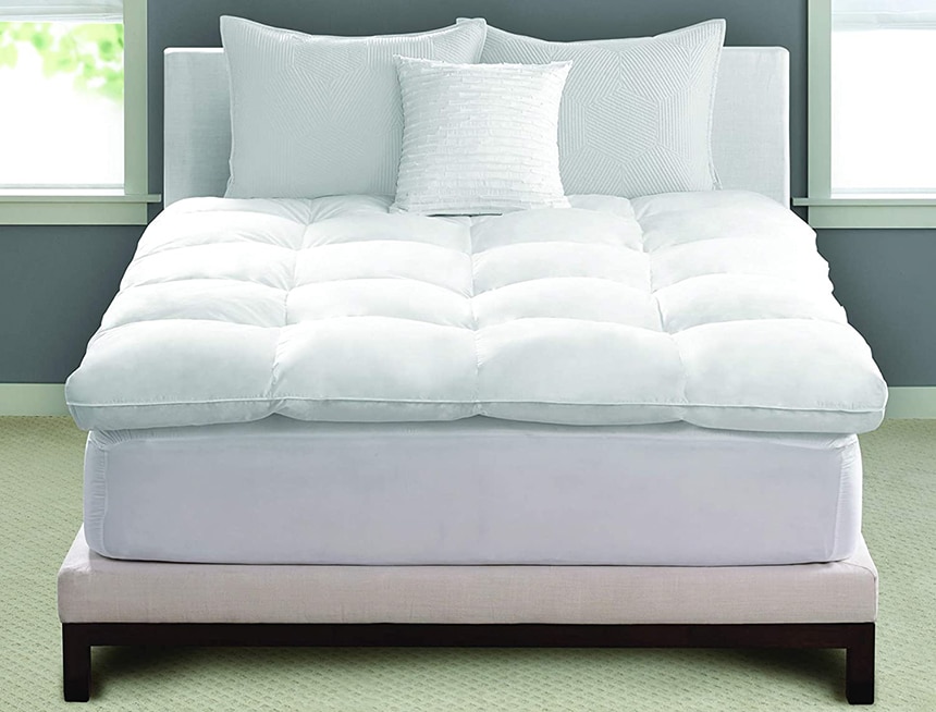 6 Best Feather Mattress Toppers for Your Best Sleeping Experience