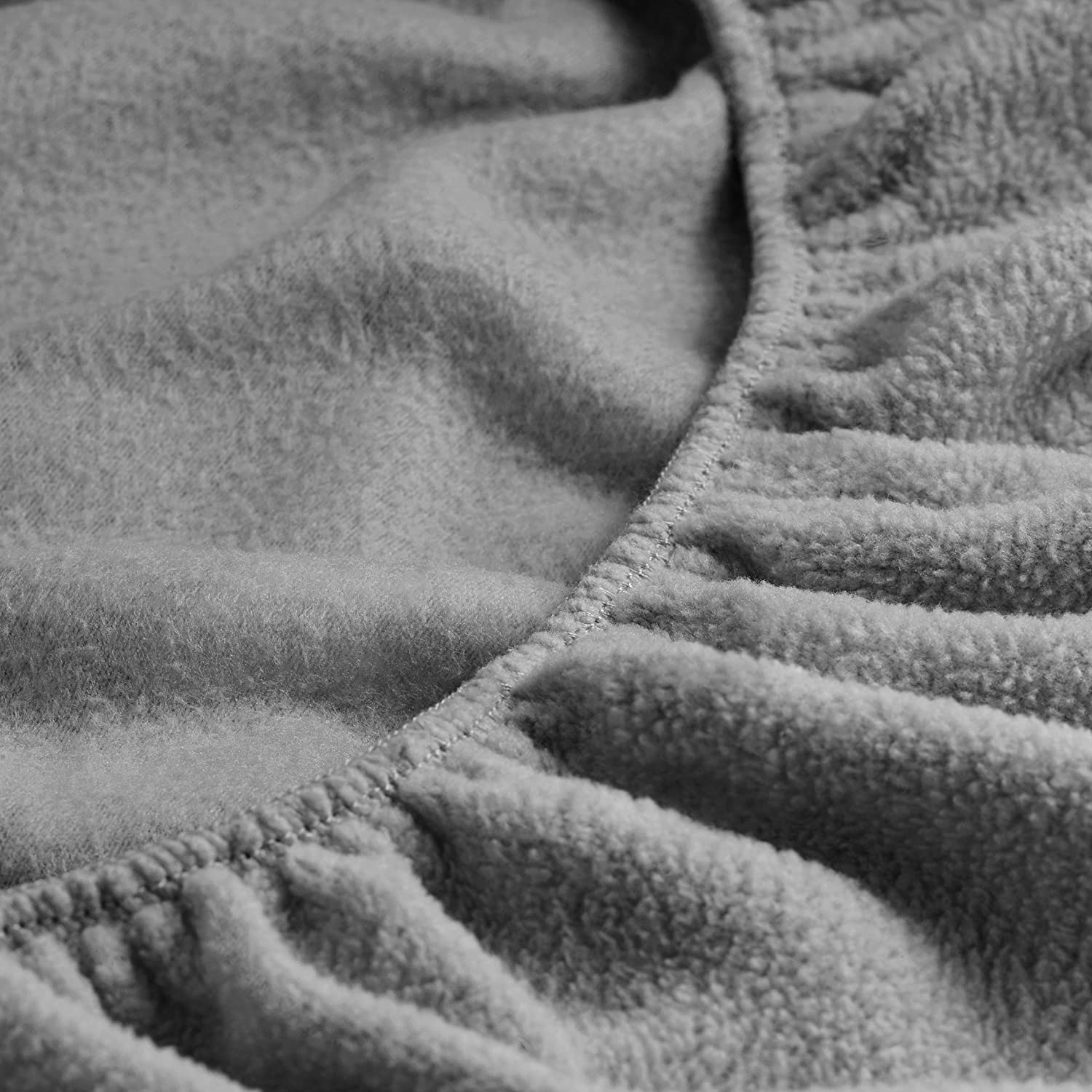 8 Best Fleece Sheets Reviewed in Detail (Mar. 2021)