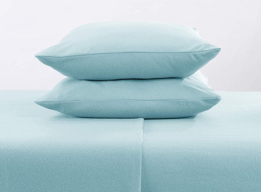 8 Best Fleece Sheets - When You Don't Want To Leave Your Bed