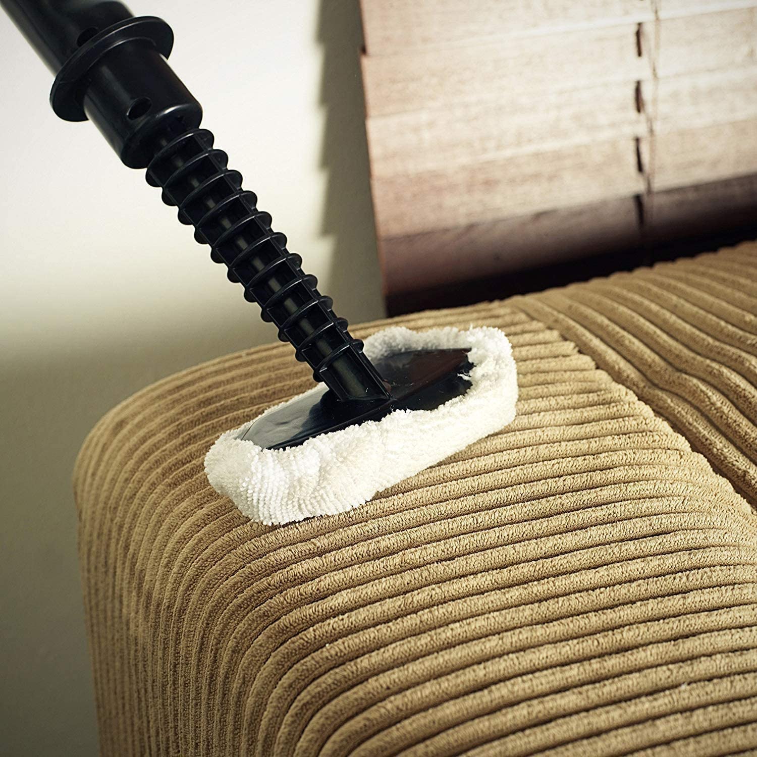 5 Best Steam Cleaners for Mattress Reviewed in Detail (Mar. 2021)