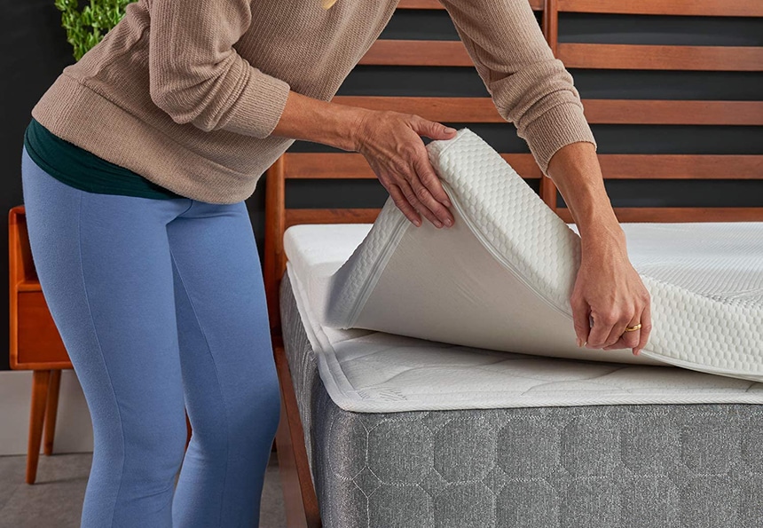 6 Best Mattress Toppers for College Dorms — Ideal Sleep for Your Productivity (Summer 2022)