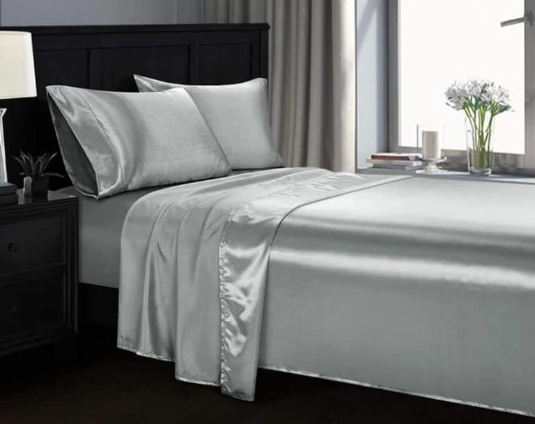 12 Best Satin Sheets Reviewed in Detail (Summer 2024)