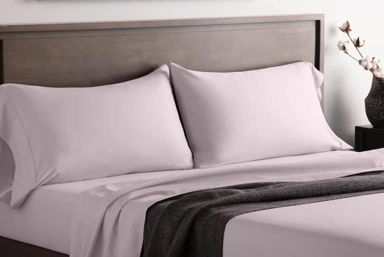 7 Best WrinkleFree Sheets Reviewed in Detail (Winter 2024)