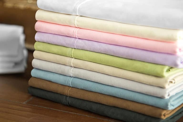 7 Best WrinkleFree Sheets Reviewed in Detail (Winter 2024)