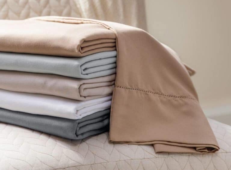 7 Best High Thread Count Sheets Reviewed in Detail (Winter 2024)