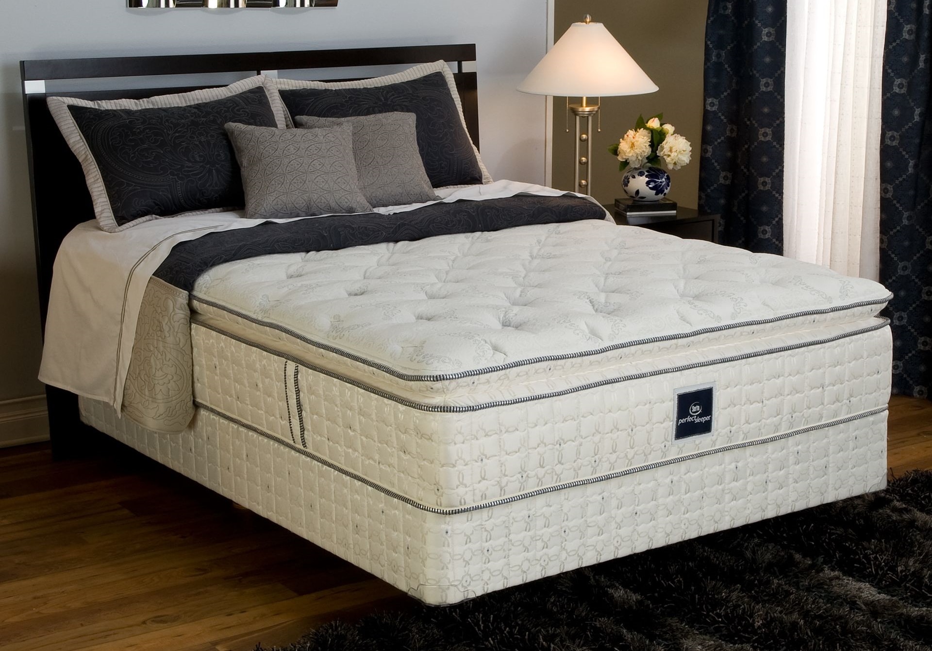 9 Best Pillow Top Mattresses Reviewed in Detail (Winter 2025)