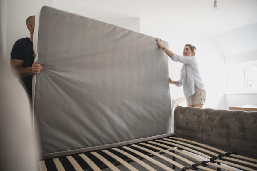 How to Ship a Mattress: Best Ways to Try!