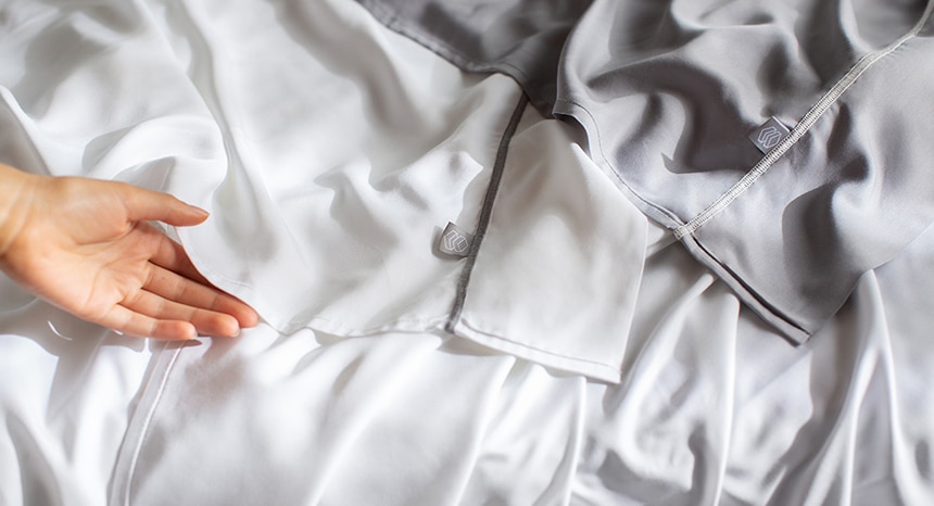 8 Best Sheets for Sensitive Skin - Cooling and Hypollergenic!