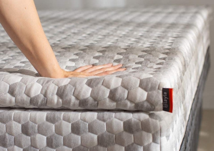 6 Best Futon Mattress Toppers for Even More Comfort!