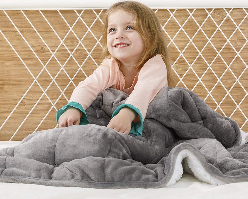 10 Best Weighted Blankets for Kids – Easy Way to a Better Sleep!