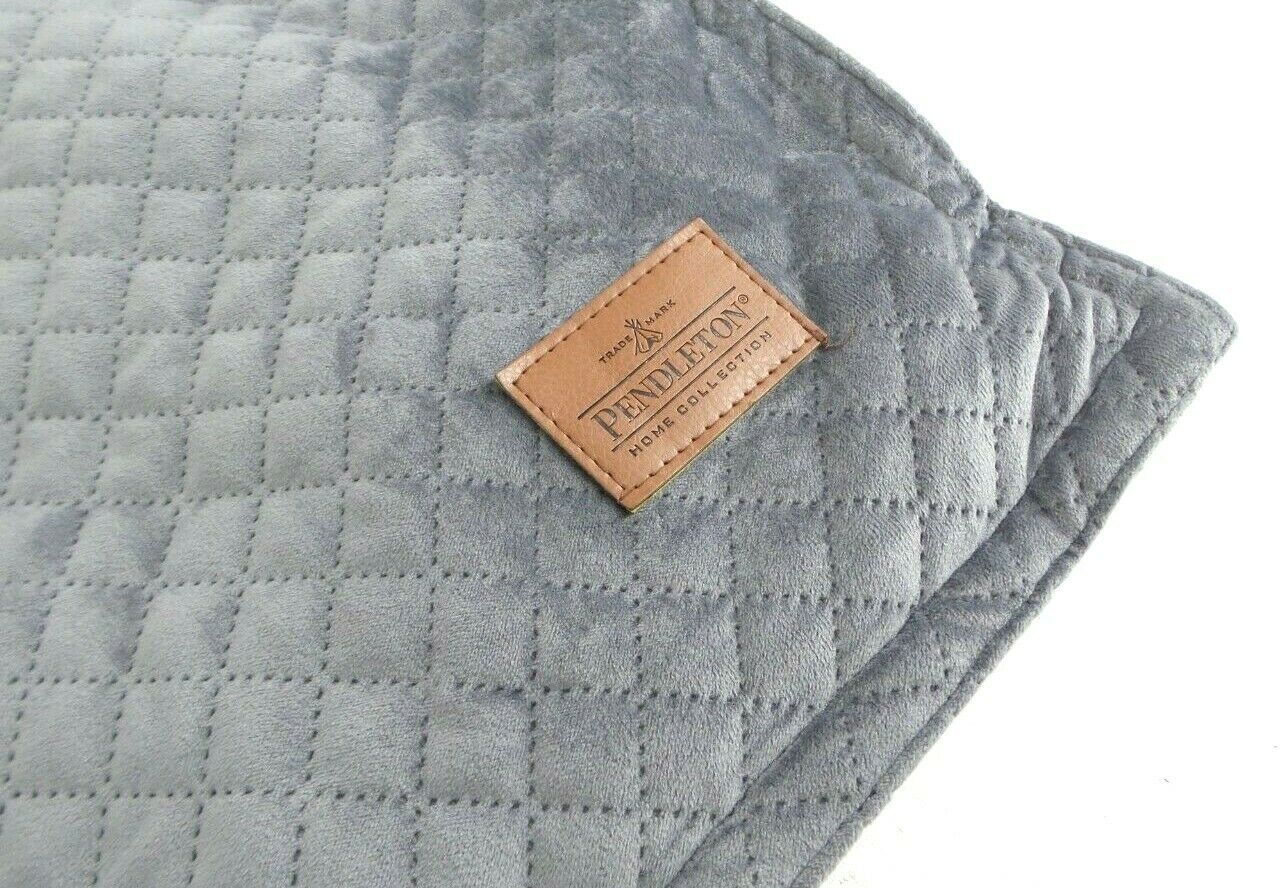 7 Best Weighted Blankets Reviewed in Detail (Aug. 2021)