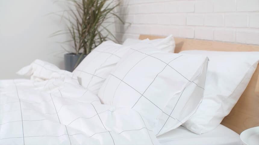 Brooklinen Sheets Review: Check Out These Best-Selling Sets! (Winter 2022)
