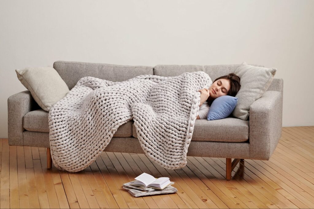 Types of Blankets: It's Time to Cozy up