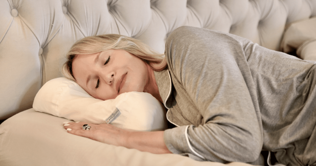 Sleep and Glow Pillow Review: Get Rid of Sleep Wrinkles