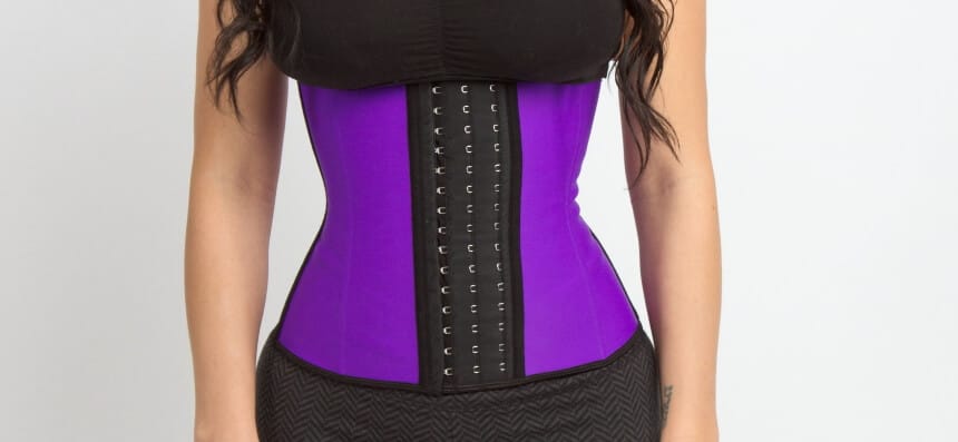 Can You Sleep in a Waist Trainer? – Risks and Tips to Wear it Safely (2023)