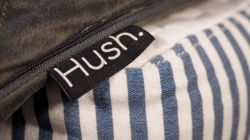 Hush Weighted Blanket Review: Comfort that Brings Good Sleep (Summer 2022)
