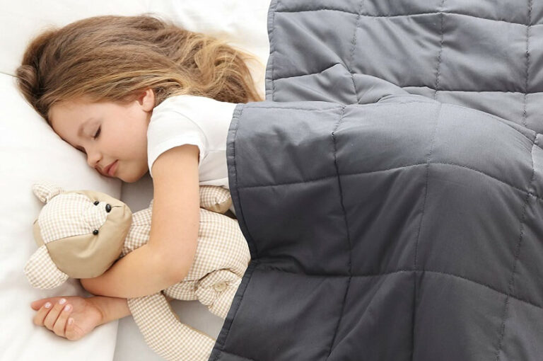 Weighted Blanket Benefits The Comprehensive Guide (Spring 2023)