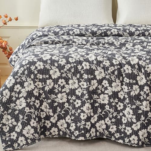 MEJU Vintage Floral Muslin Blanket